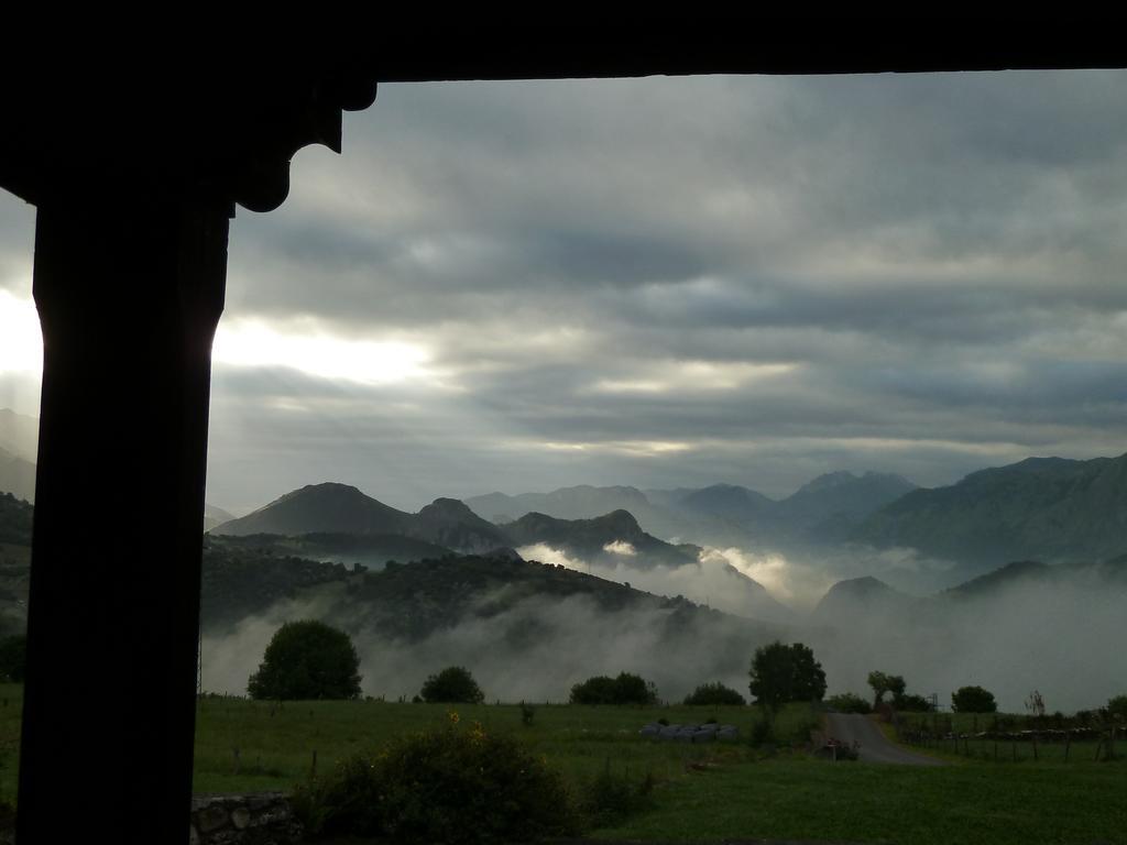 Casa Rural La Cortina Pandiello Екстер'єр фото