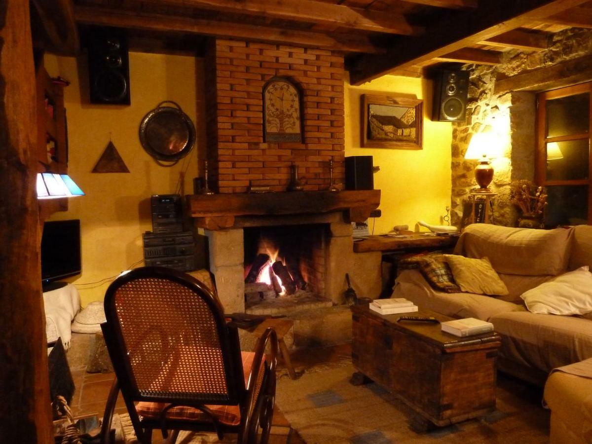 Casa Rural La Cortina Pandiello Екстер'єр фото